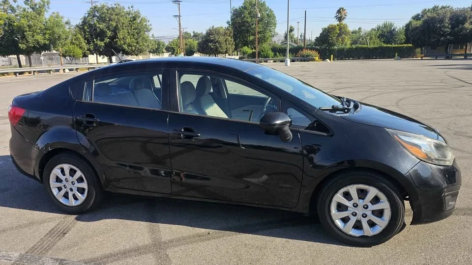 2015 Kia Rio - Image 4 of 6