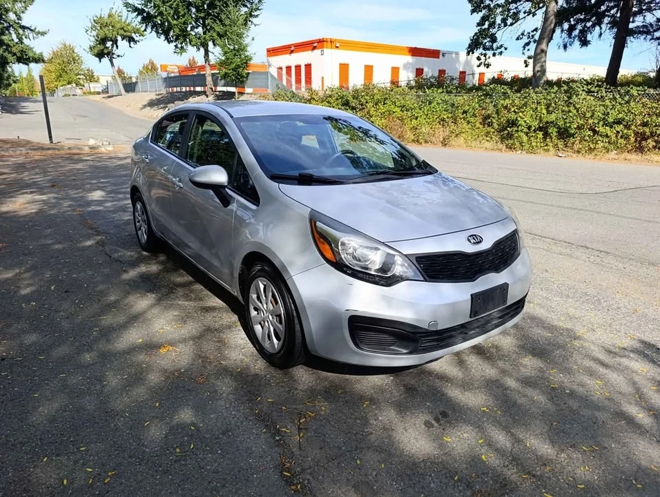 2015 Kia Rio - Image 4 of 12