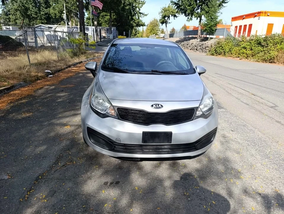 2015 Kia Rio - Image 3 of 12