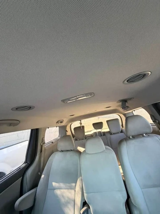 2015 Kia Carnival - Image 5 of 15