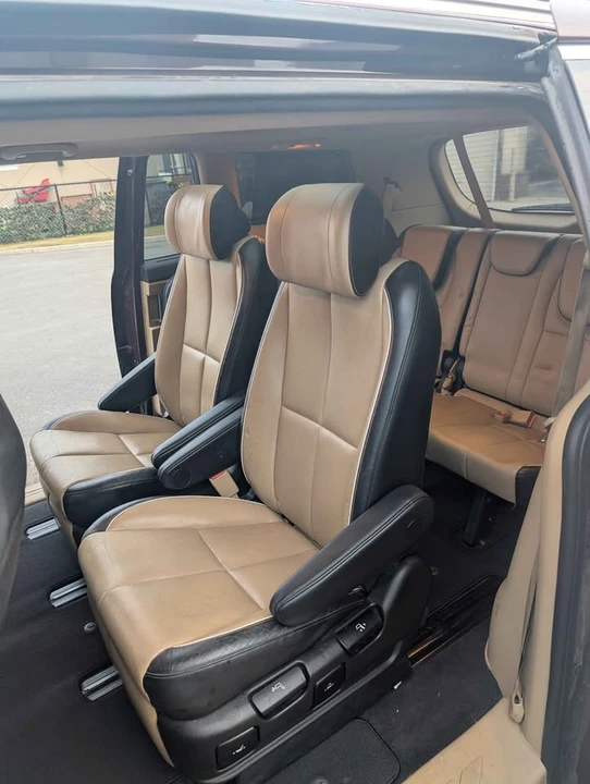 2015 Kia Carnival - Image 10 of 19
