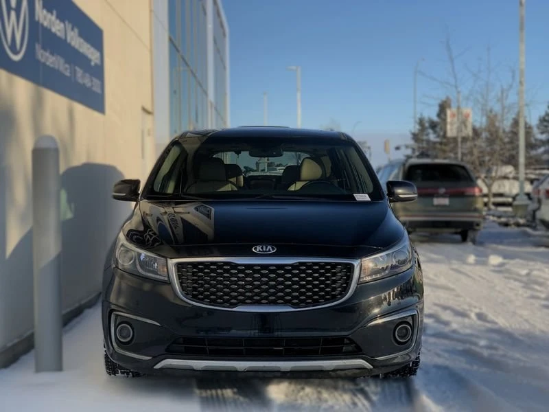 2015 Kia Carnival - Image 2 of 17