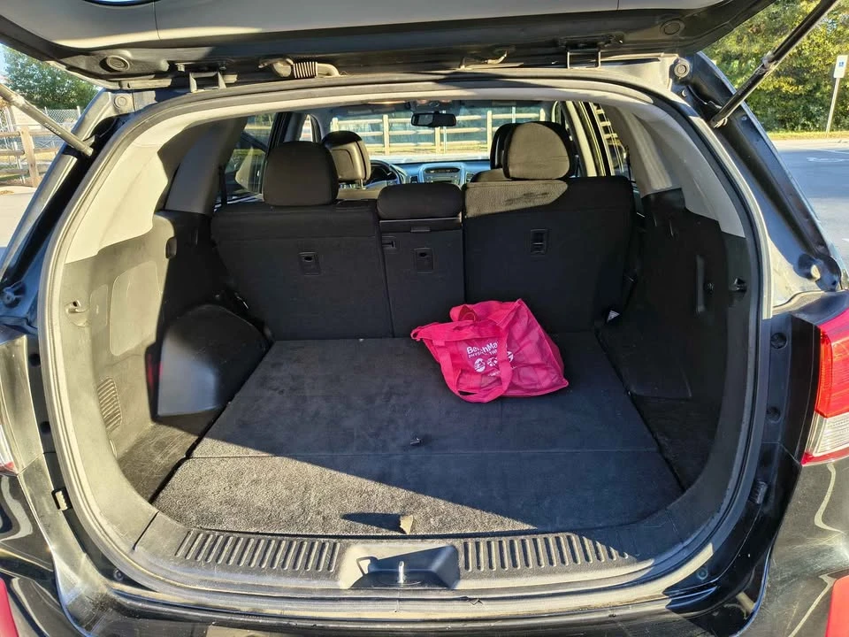2015 Kia Sorento - Image 11 of 15