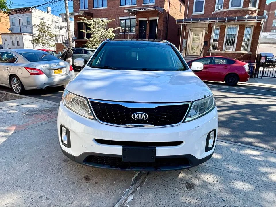 2015 Kia Sorento - Image 7 of 13
