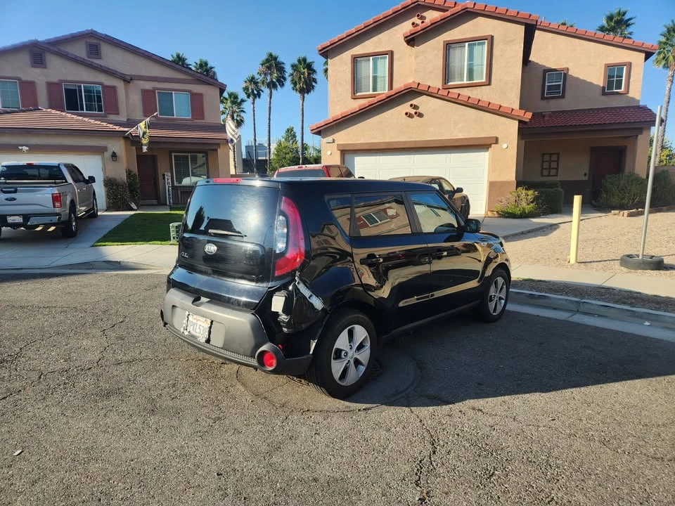 2015 Kia Soul - Image 5 of 12