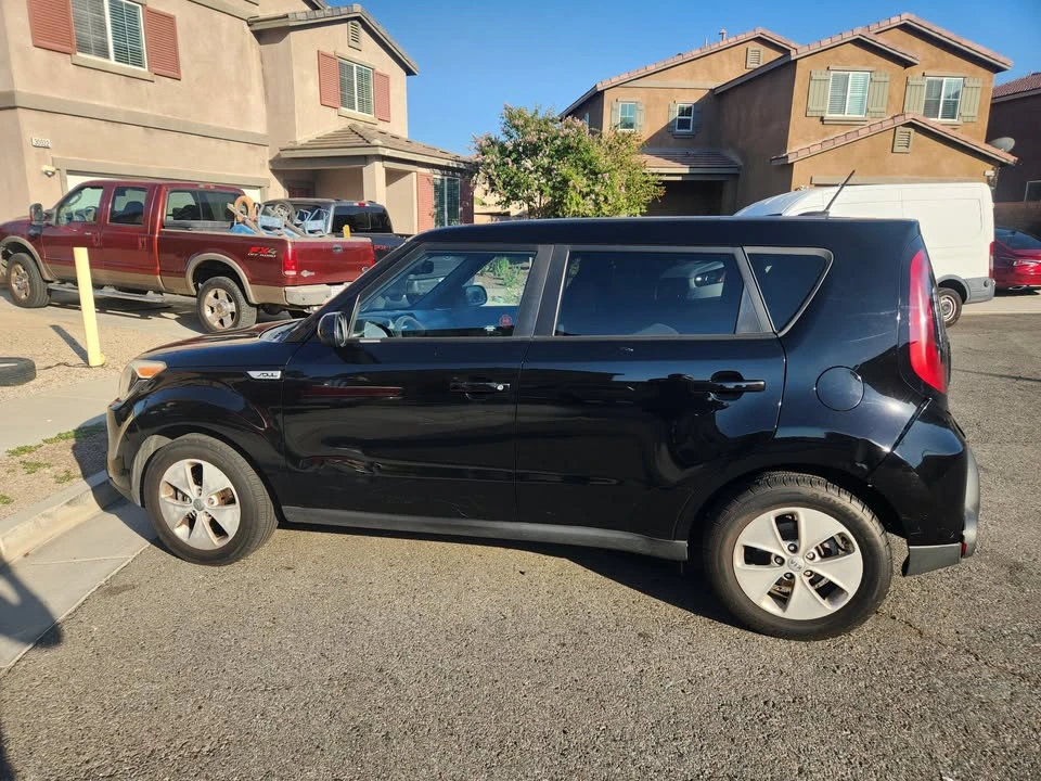 2015 Kia Soul - Image 9 of 12