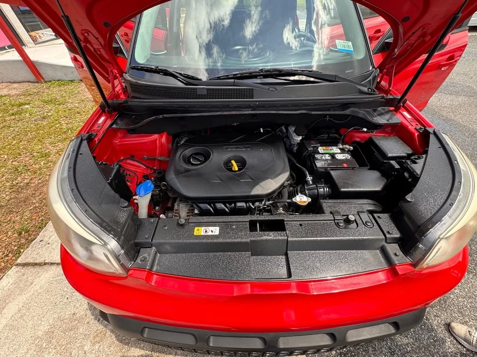 2015 Kia Soul - Image 8 of 8