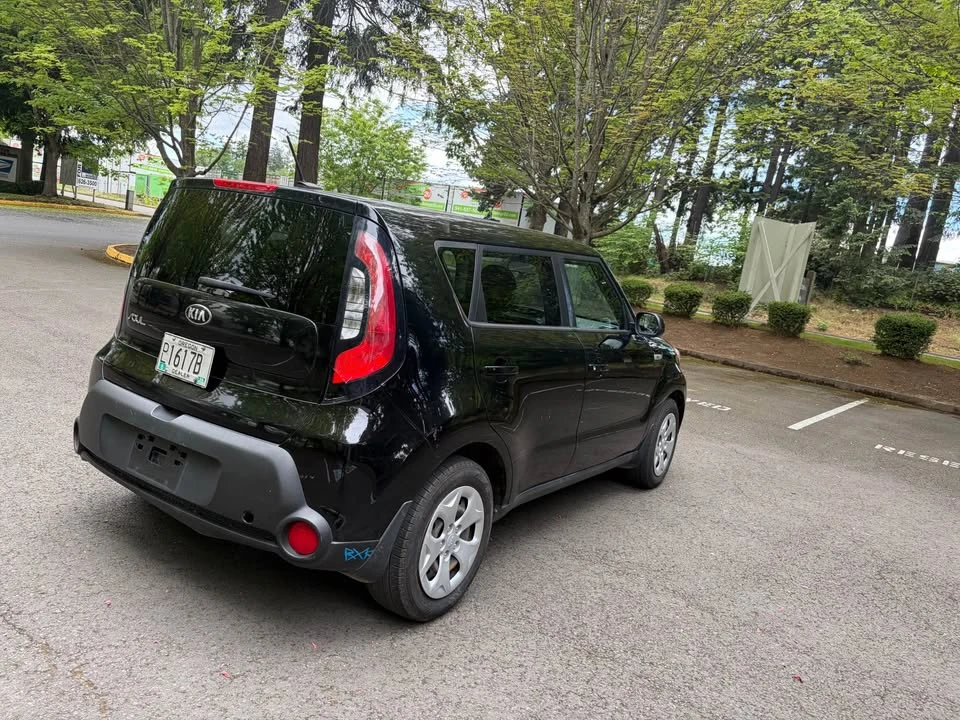 2015 Kia Soul - Image 6 of 14