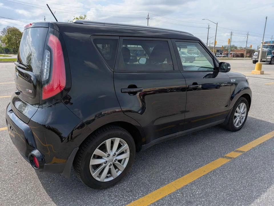 2015 Kia Soul - Image 18 of 19