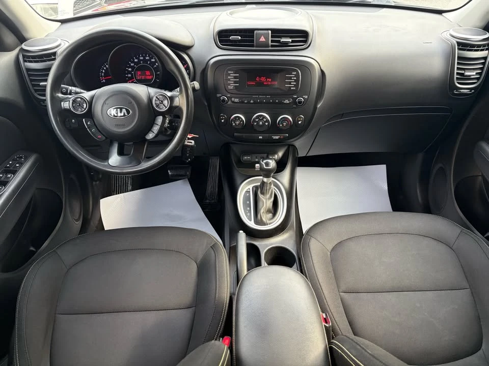 2015 Kia Soul - Image 13 of 20
