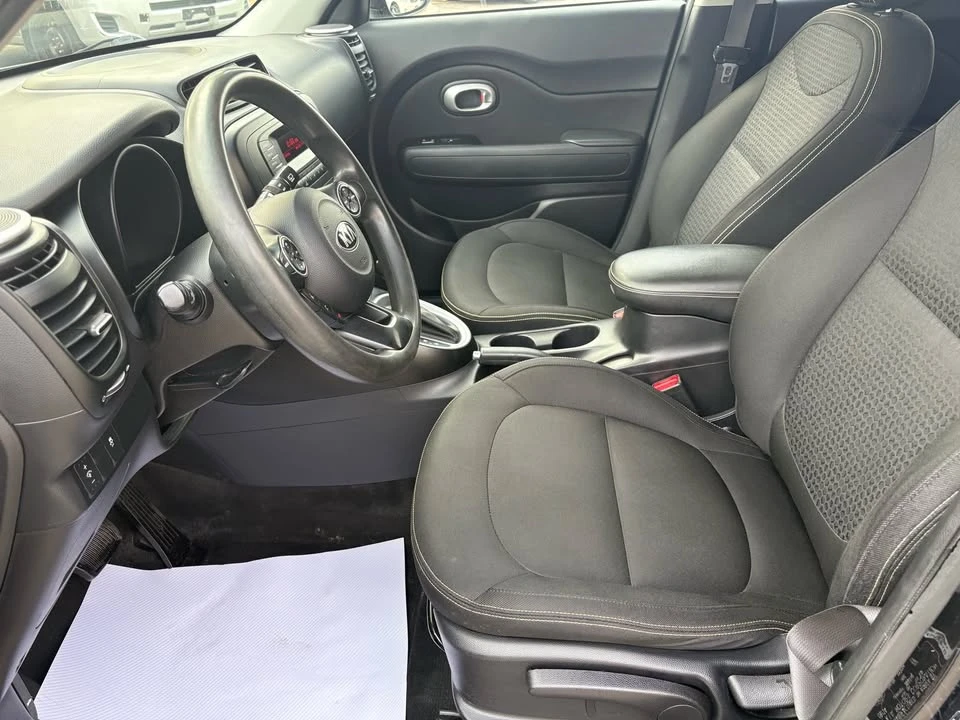 2015 Kia Soul - Image 9 of 20