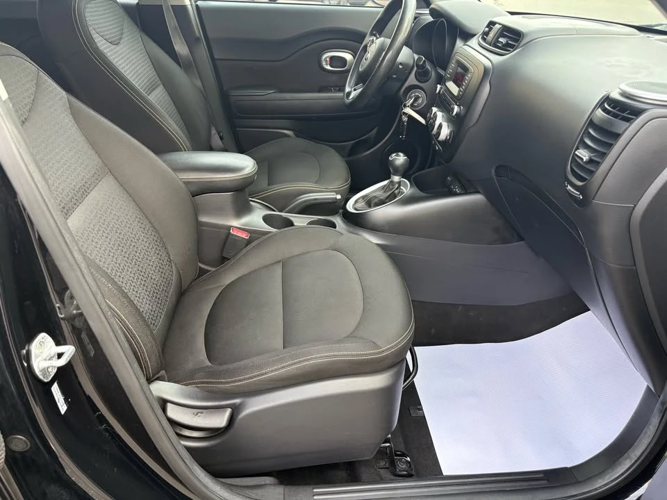 2015 Kia Soul - Image 10 of 20