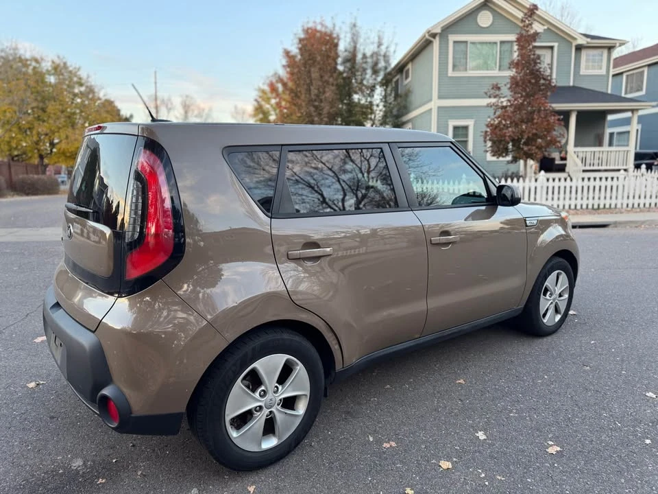 2015 Kia Soul - Image 7 of 18