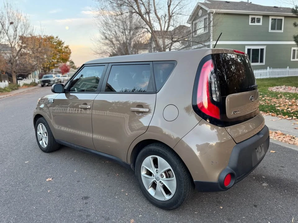 2015 Kia Soul - Image 5 of 18