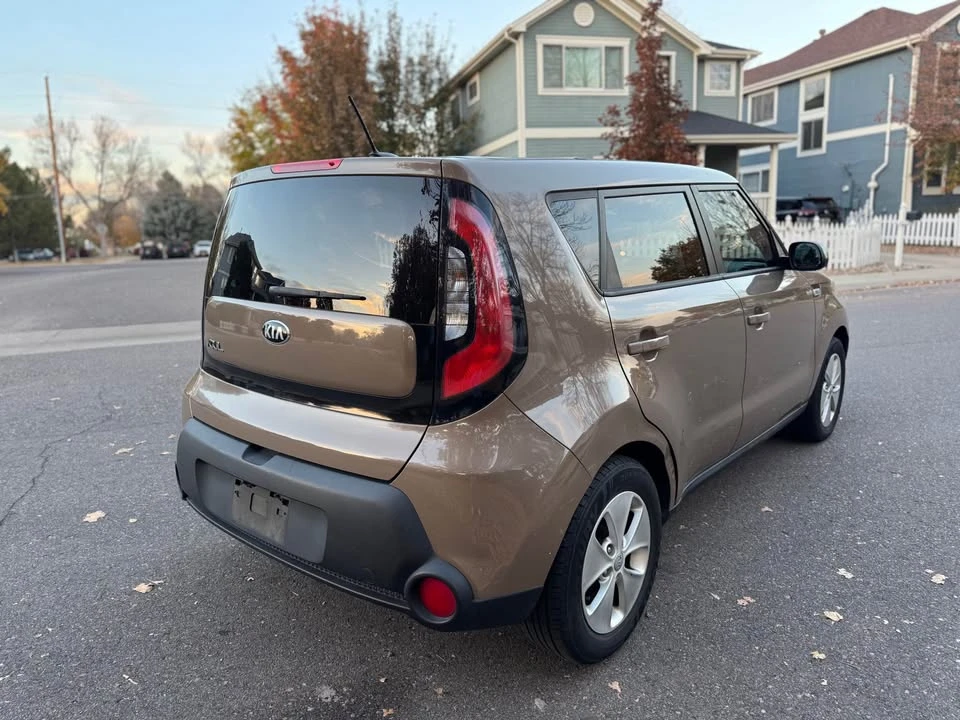 2015 Kia Soul - Image 6 of 18