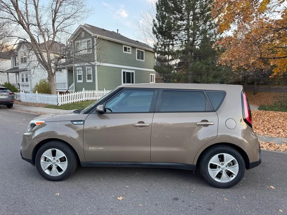 2015 Kia Soul - Image 3 of 18