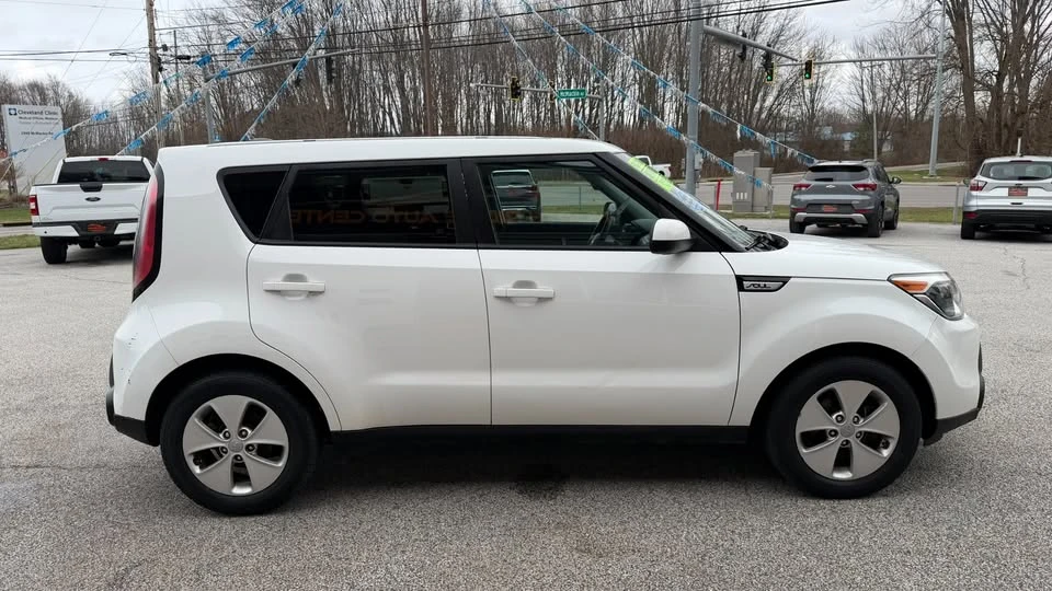 2015 Kia Soul - Image 5 of 20