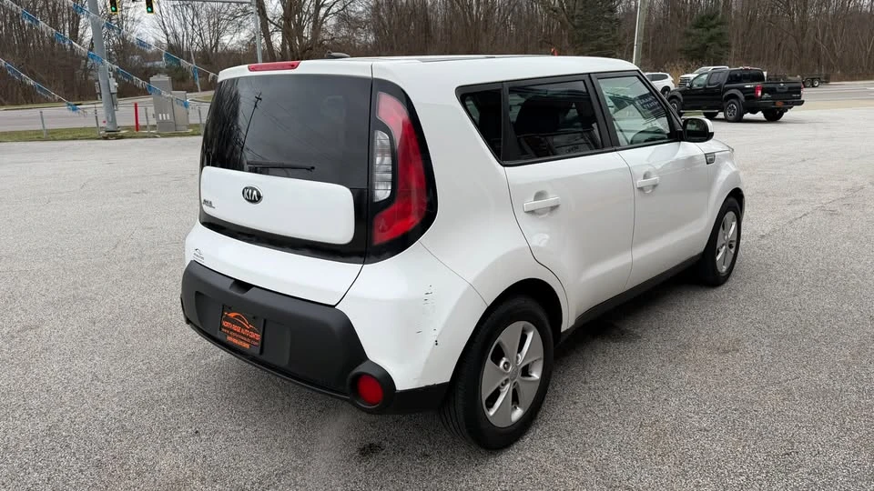 2015 Kia Soul - Image 6 of 20