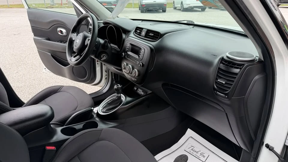 2015 Kia Soul - Image 14 of 20
