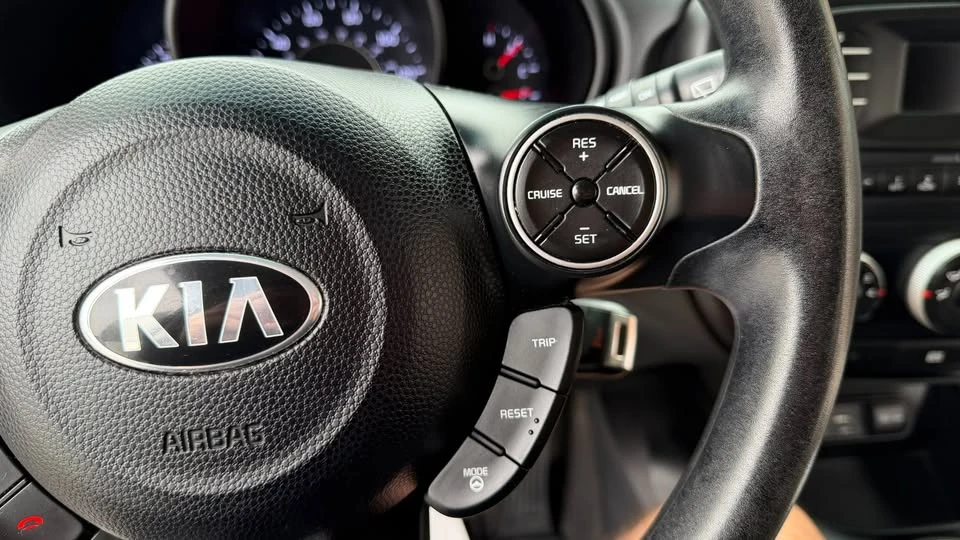 2015 Kia Soul - Image 18 of 20