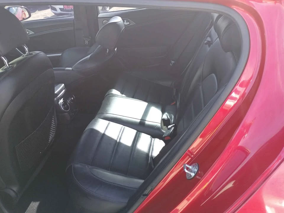 2015 Kia Stinger - Image 5 of 9