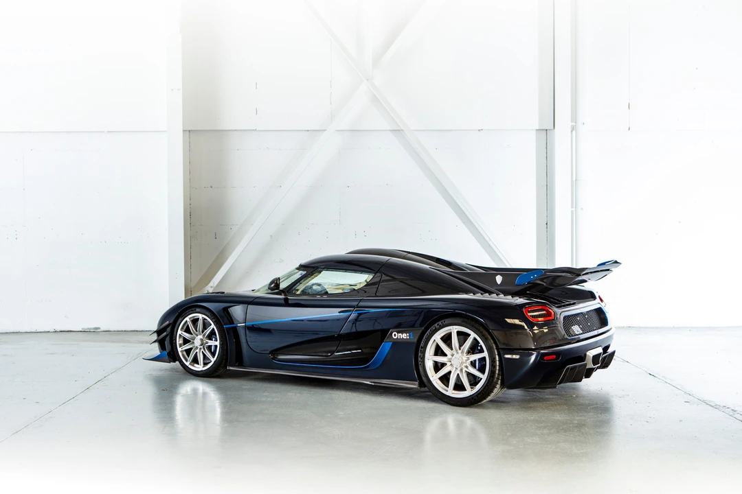 2015 Koenigsegg Agera - Image 4 of 30