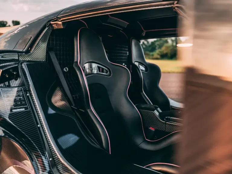 2015 Koenigsegg Agera - Image 28 of 31
