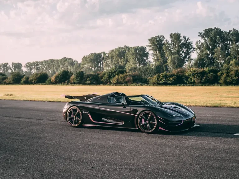 2015 Koenigsegg Agera - Image 18 of 31