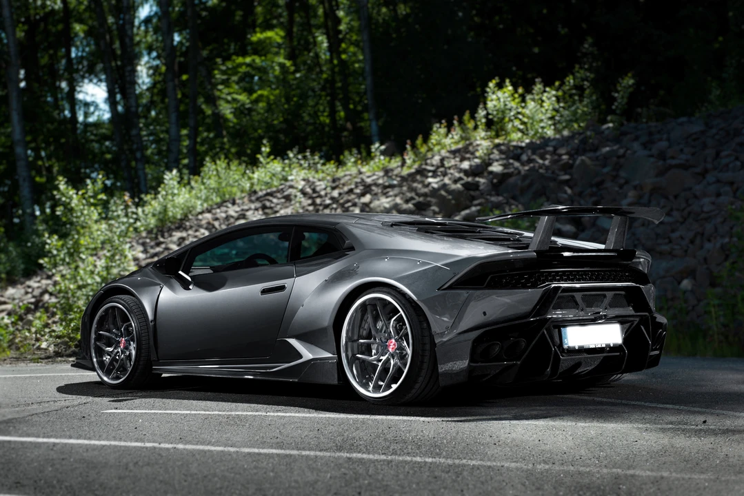 2015 Lamborghini Huracan LP610-4 - Image 10 of 31