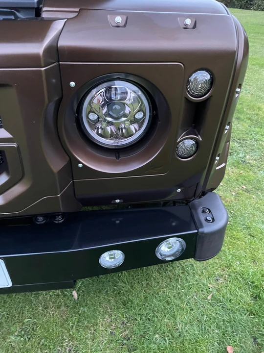 2015 Land Rover Defender 110 - Image 13 of 17