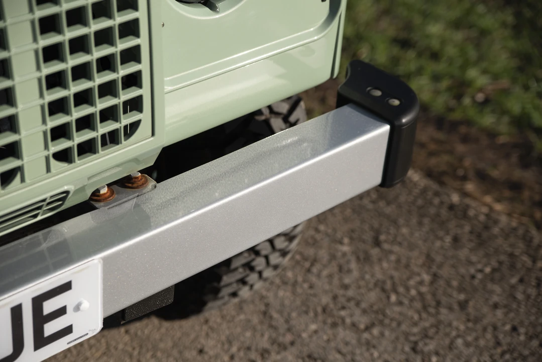 2015 Land Rover Defender 110 - Image 27 of 31