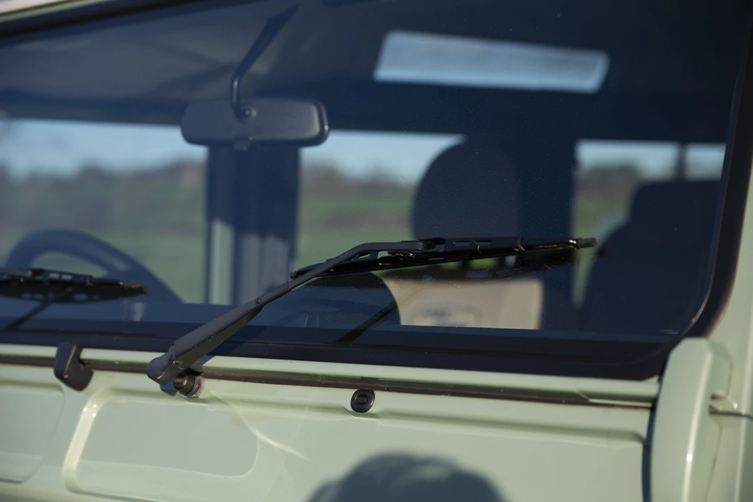 2015 Land Rover Defender 110 - Image 31 of 31
