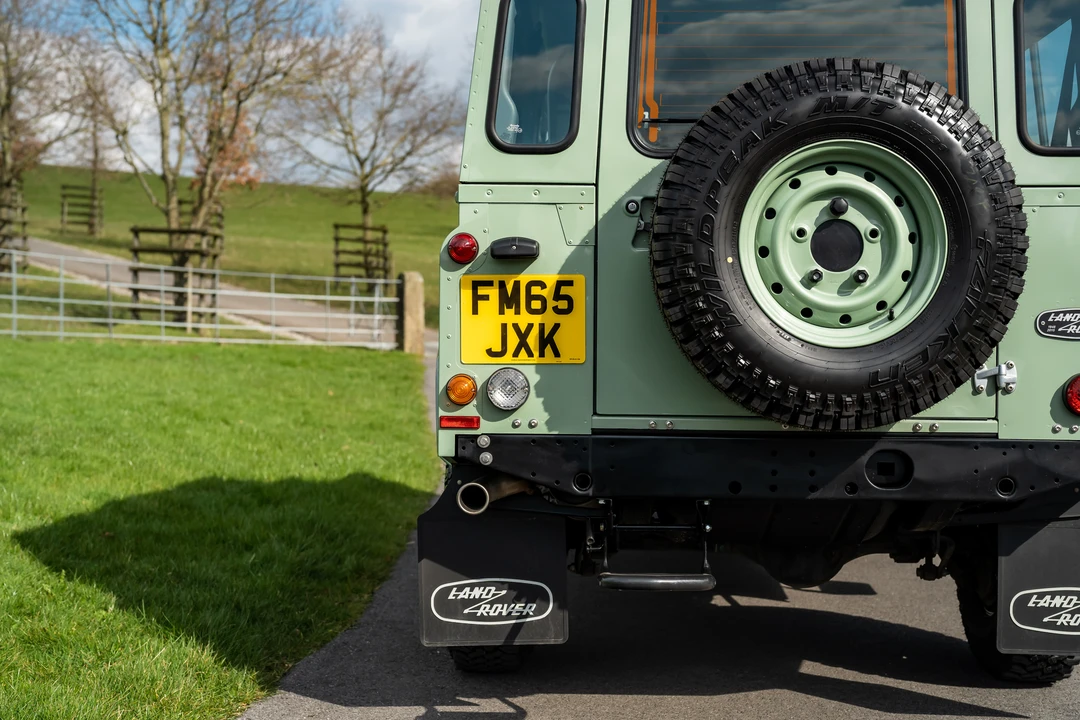 2015 Land Rover Defender 110 - Image 31 of 31