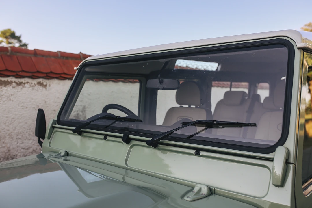 2015 Land Rover Defender 110 - Image 28 of 31