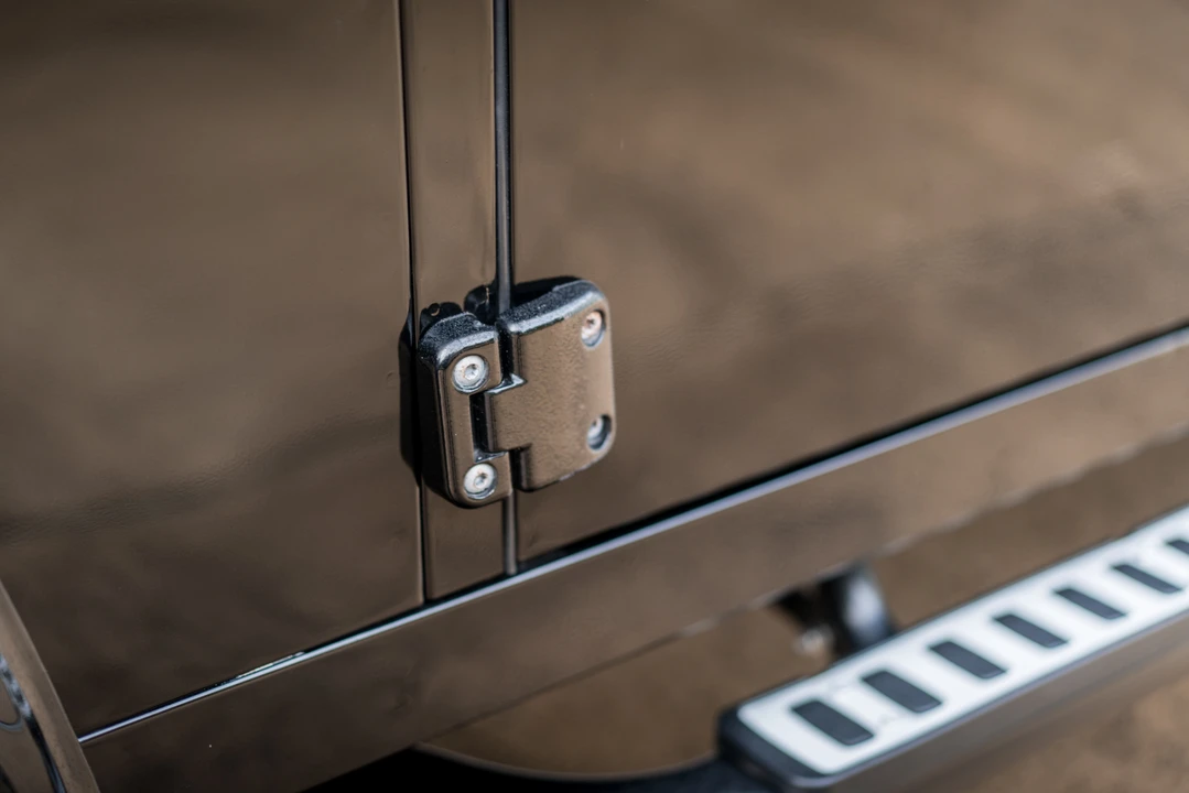 2015 Land Rover Defender 110 - Image 24 of 31