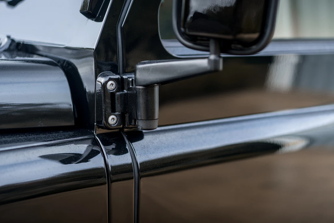 2015 Land Rover Defender 110 - Image 25 of 31