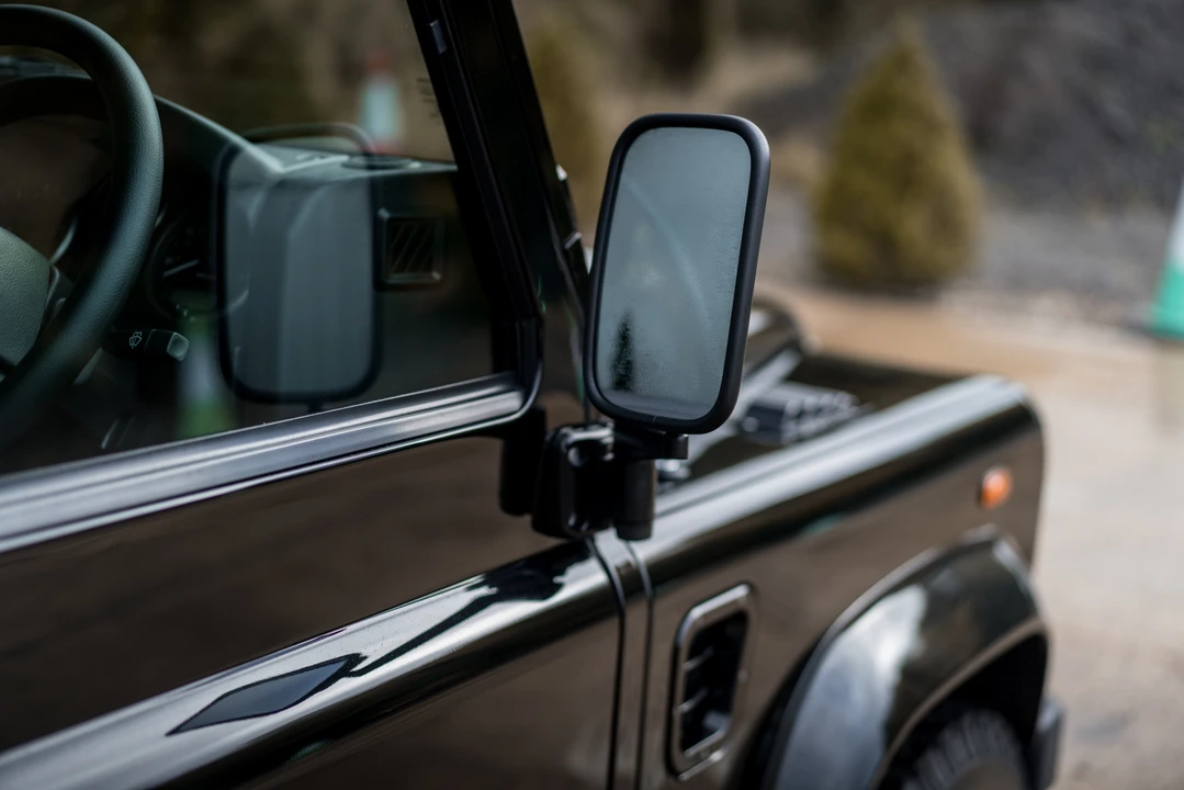 2015 Land Rover Defender 110 - Image 27 of 31