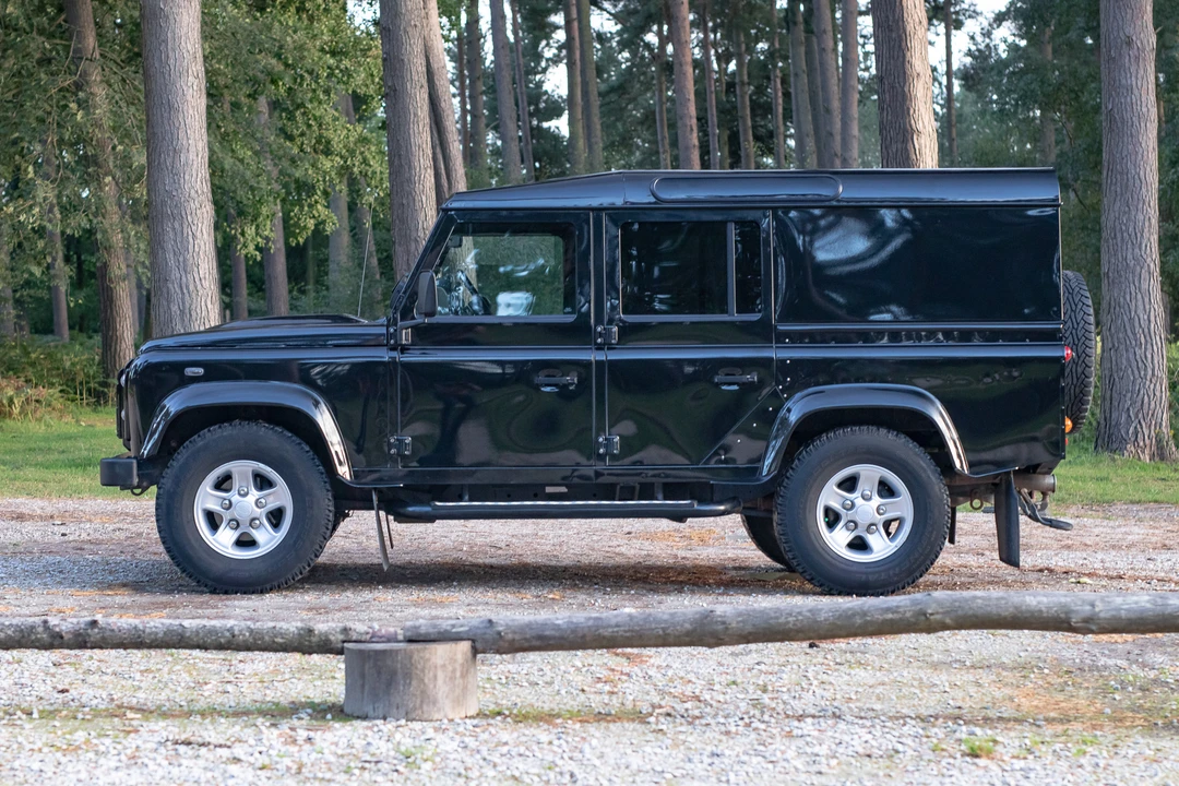 2015 Land Rover Defender 110 - Image 31 of 31