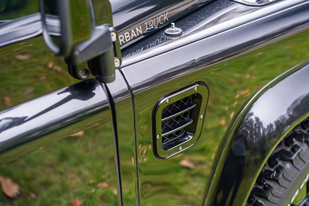 2015 Land Rover Defender 110 - Image 31 of 31