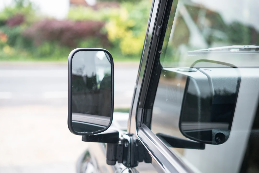 2015 Land Rover Defender 110 - Image 29 of 31