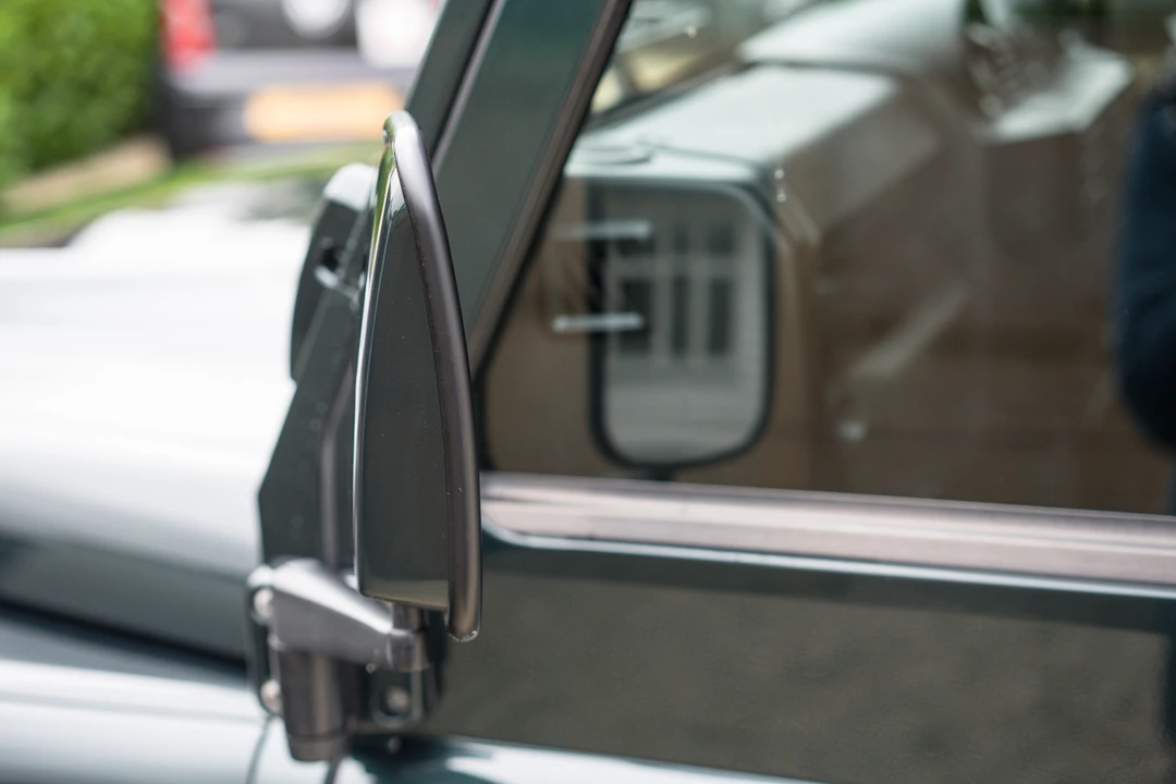 2015 Land Rover Defender 110 - Image 30 of 31