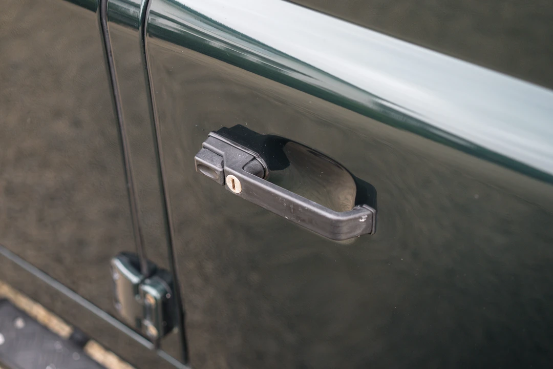 2015 Land Rover Defender 110 - Image 31 of 31