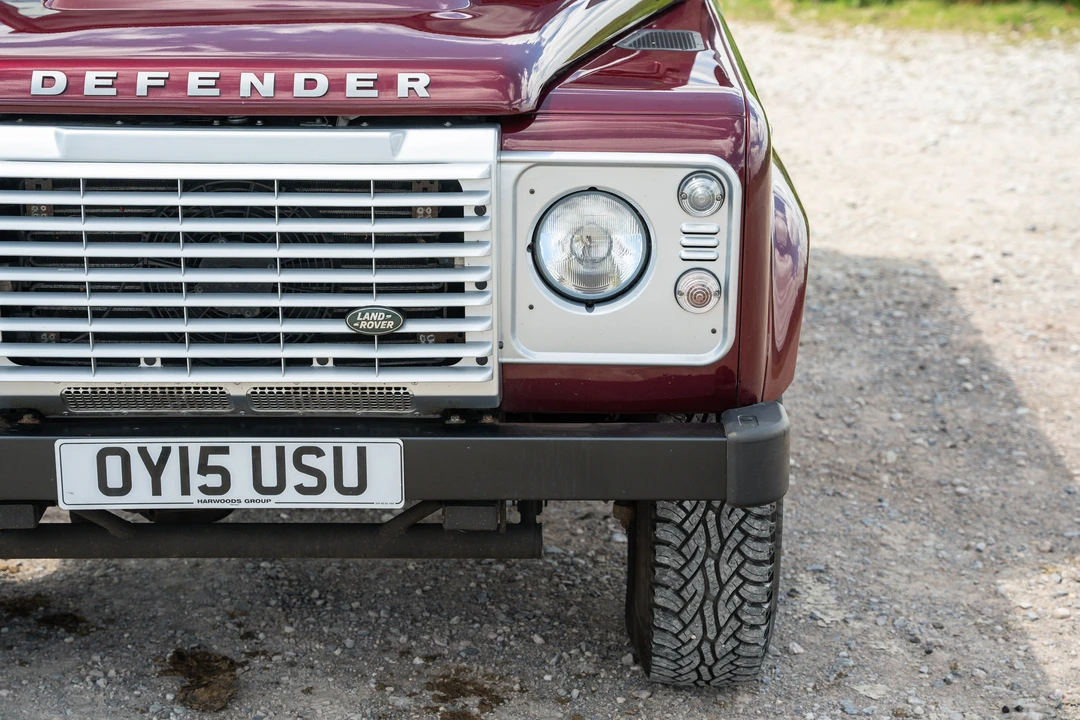 2015 Land Rover Defender 110 - Image 22 of 31