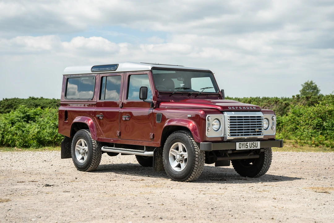 2015 Land Rover Defender 110 - Image 18 of 31