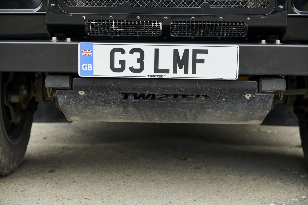 2015 Land Rover Defender 110 - Image 23 of 31
