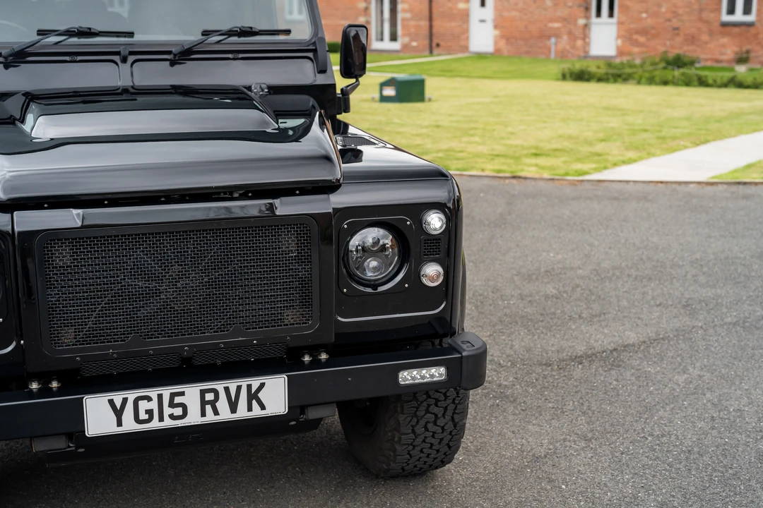 2015 Land Rover Defender 110 - Image 22 of 31