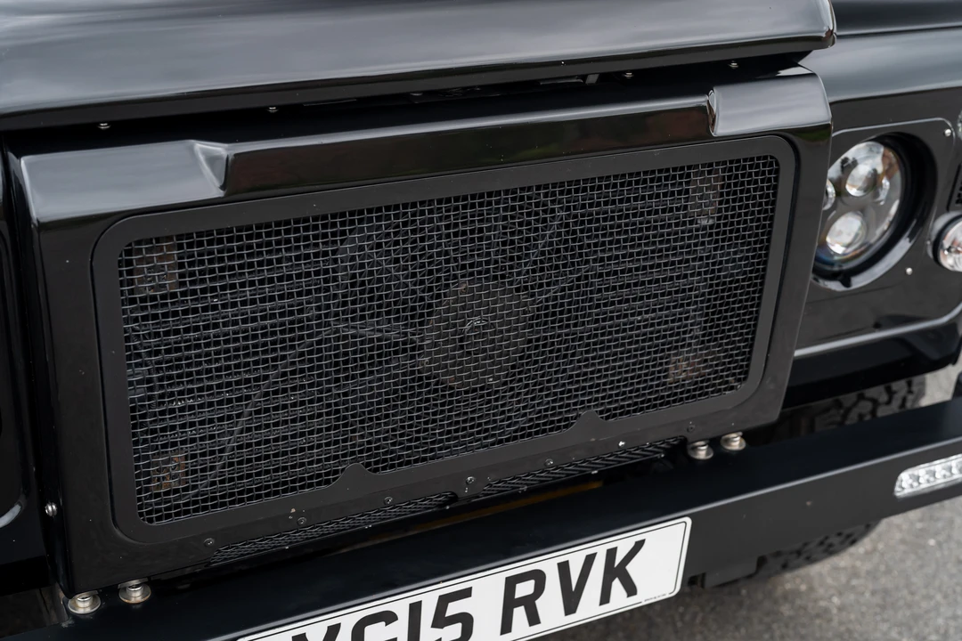 2015 Land Rover Defender 110 - Image 29 of 31