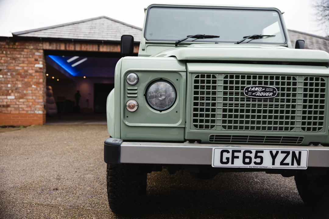 2015 Land Rover Defender 90 - Image 26 of 31