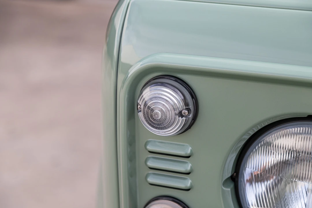 2015 Land Rover Defender 90 - Image 20 of 31