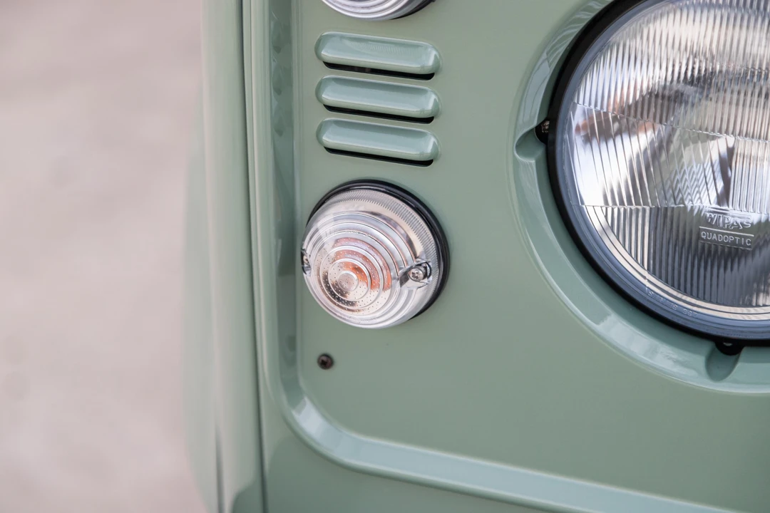 2015 Land Rover Defender 90 - Image 21 of 31